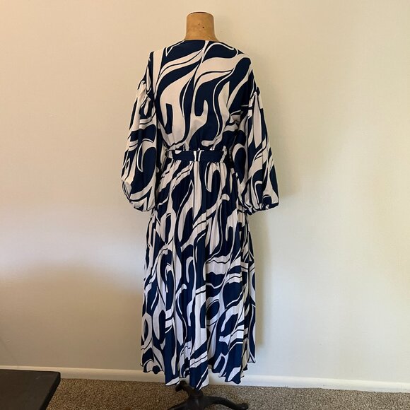Wishing Waves Calf Length Pleated Dress in Blue and White with Tie On Belt - Med - Picture 3 of 15
